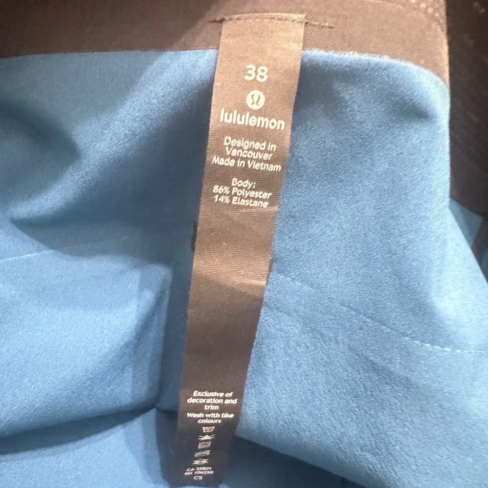 Lululemon Current State Board Swim Shorts Mens 38‎ Poseidon Blue Excellent 9in